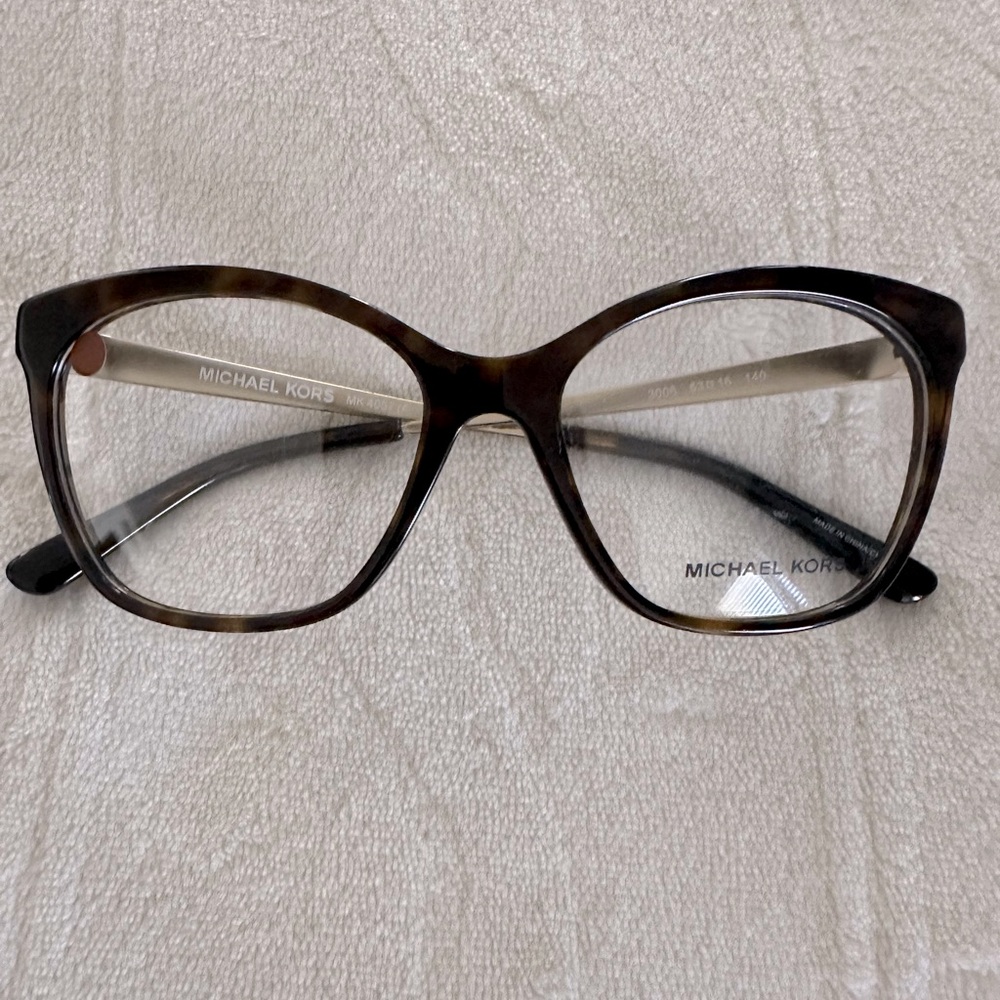 Michael Kors Eye Frame